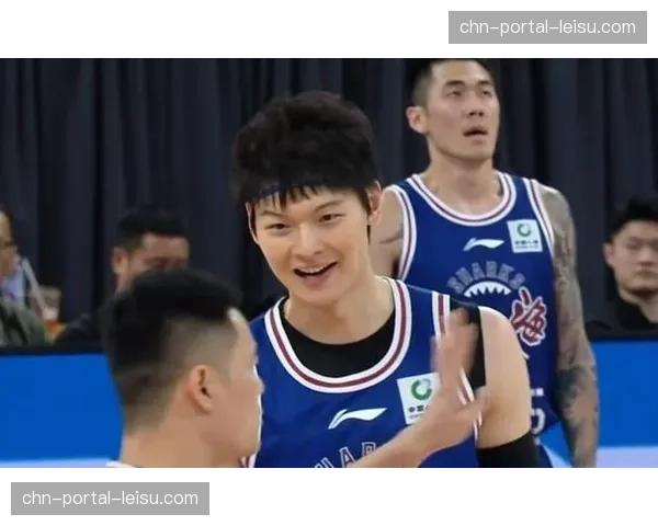 上海久事主场加时险胜新疆伊力特,王哲林砍下31分19篮板 上海久事主场加时险胜新疆伊力特,王哲林砍下31分19篮板